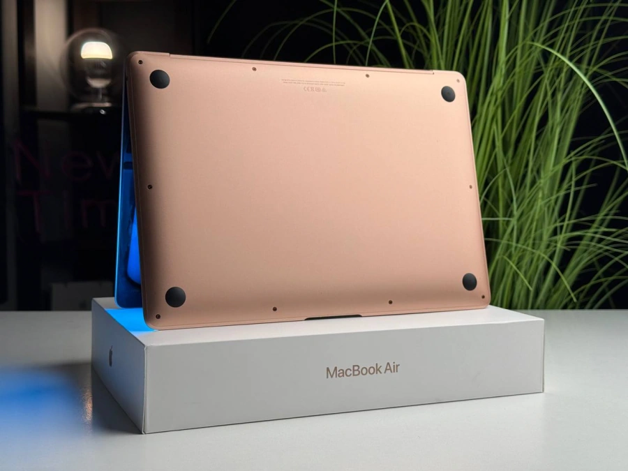 ВЖИВАНИЙ MacBook Air 13" M1/8CPU/7GPU/8GB/256GB Gold 2020 (MGND3) - Стан: гарний | Акумулятор: 85% | Комплектація: повний | Гарантія: 1 міс.