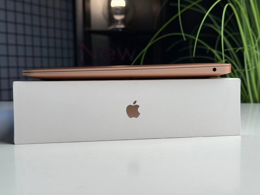 ВЖИВАНИЙ MacBook Air 13" M1/8CPU/7GPU/8GB/256GB Gold 2020 (MGND3) - Стан: гарний | Акумулятор: 85% | Комплектація: повний | Гарантія: 1 міс.