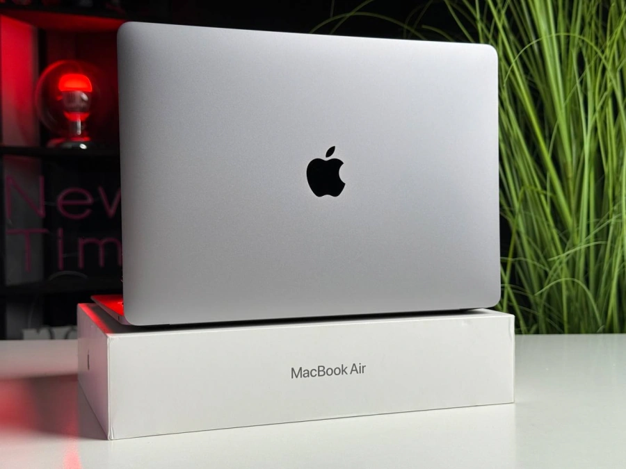 ВЖИВАНИЙ MacBook Air 13 Space Gray 2020 (MWTJ2) | Стан: гарний | Акумулятор: 81% | Гарантія: 1 місяць | Комплект: повний