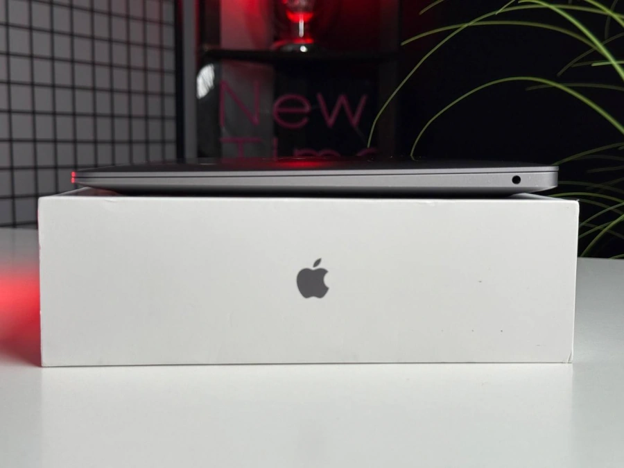 ВЖИВАНИЙ MacBook Air 13 Space Gray 2020 (MWTJ2) | Стан: гарний | Акумулятор: 81% | Гарантія: 1 місяць | Комплект: повний