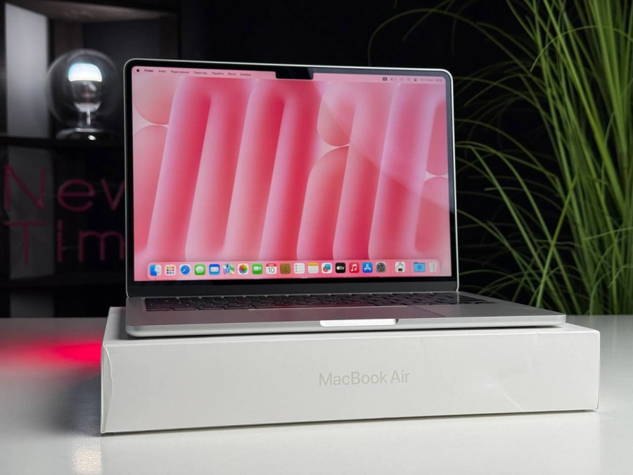 ВЖИВАНИЙ MacBook Air 13.6" M2/8CPU/8GPU/8GB/256GB Silver 2022 (MLXY3) - Стан: гарний | Акумулятор: 92% | Комплектація: повний | Гарантія: 1 міс.