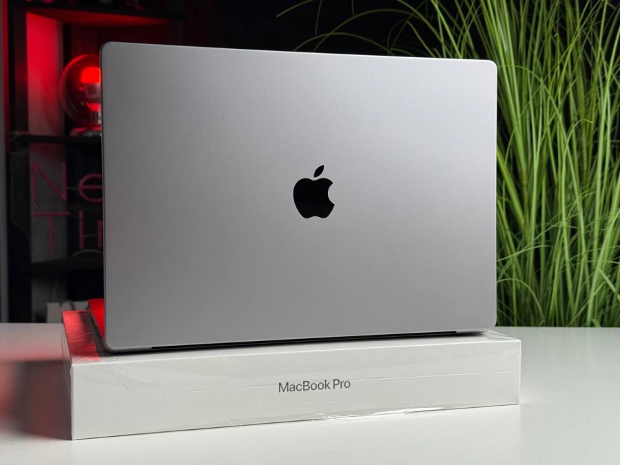 ВЖИВАНИЙ MacBook Pro 16" Space Gray (MK193) 2021 | Apple M1 Pro | 10‑ядерний процесор | 16-ядерний графічний процесор | 1 ТБ SSD | 16 ГБ об'єднаної пам'яті | Гарний | Стан: гарний | Акумулятор: 90% | Гарантія: 1 місяць | Комплект: повний