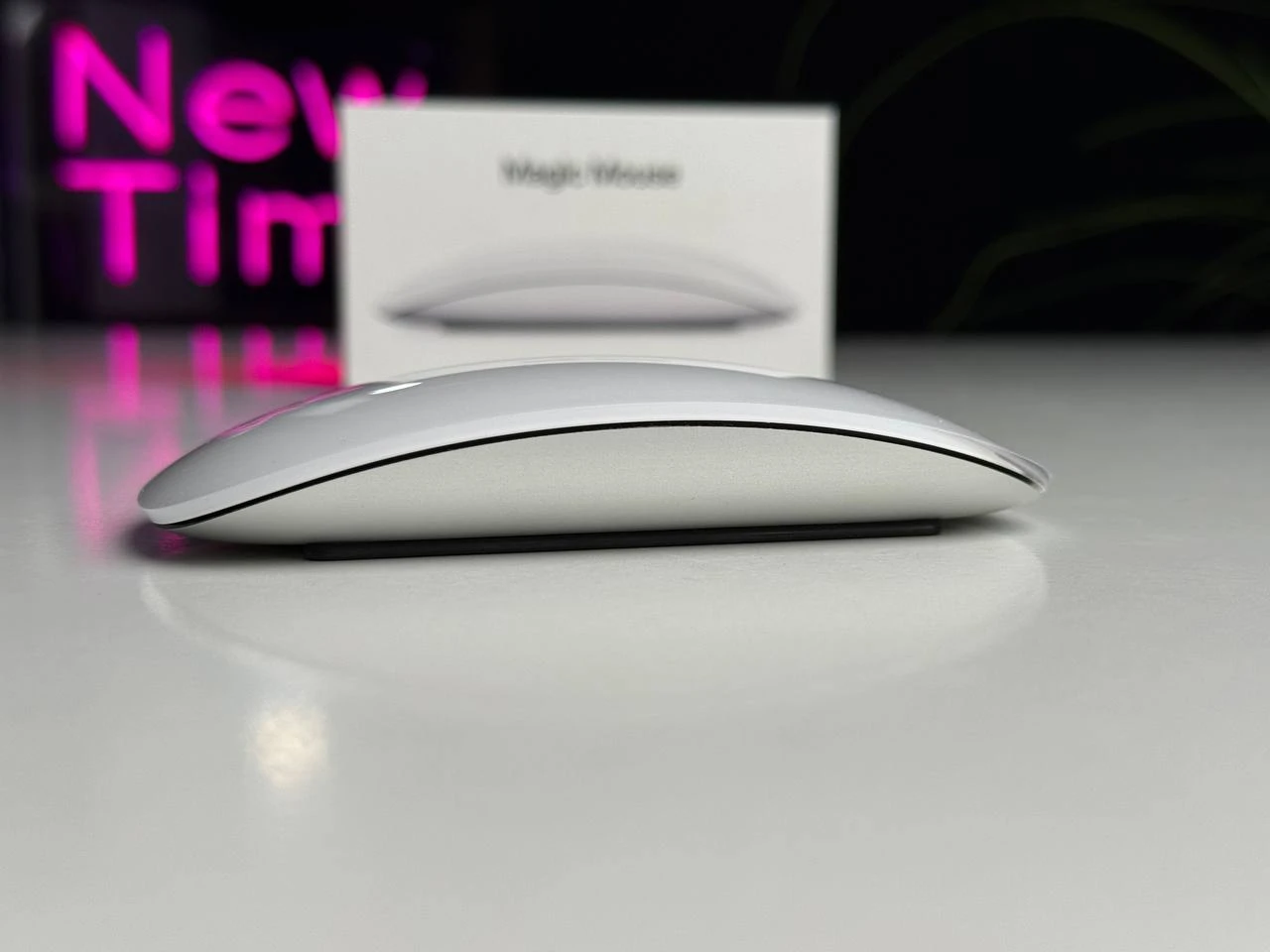 Б/У Мышь Apple Magic Mouse [Lightning] - White Multi-Touch Surface (MK2E3) - Состояние: хороший | Аккумулятор: 100% | Комплектация: полный | Гарантія: 3 мес.