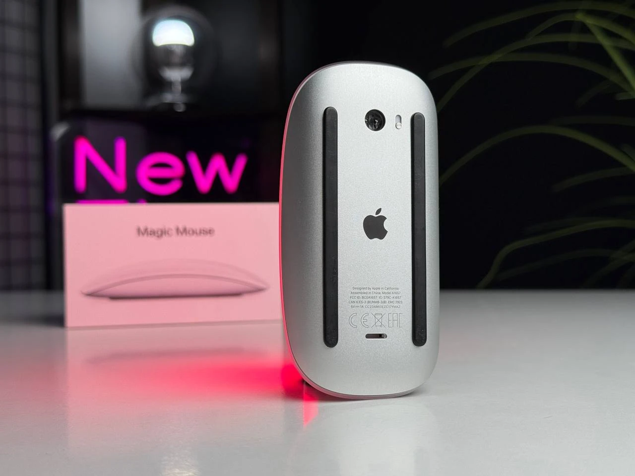 Б/У Мышь Apple Magic Mouse [Lightning] - White Multi-Touch Surface (MK2E3) - Состояние: хороший | Аккумулятор: 100% | Комплектация: полный | Гарантія: 3 мес.