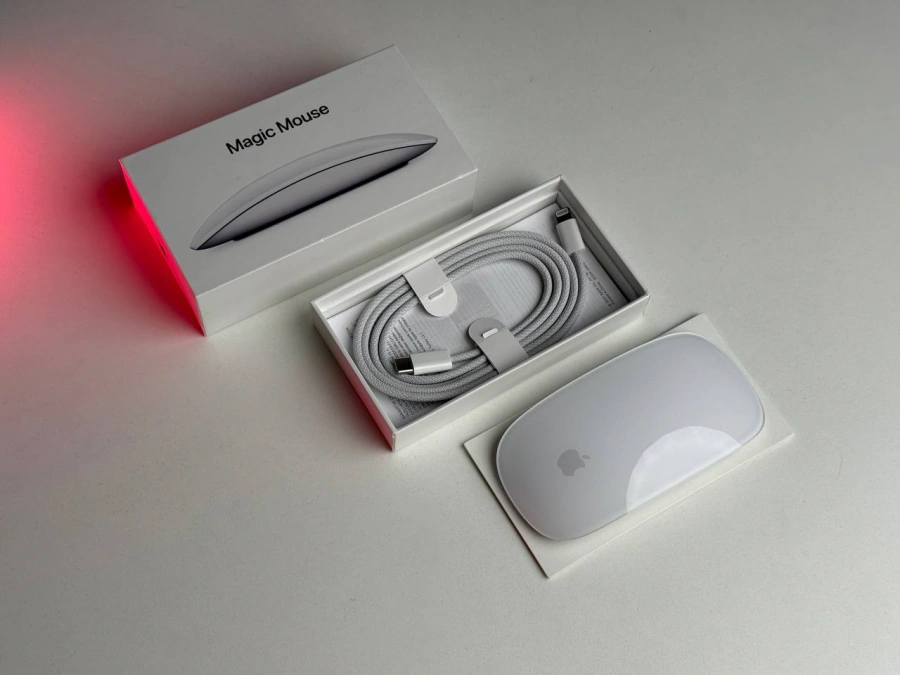 ВЖИВАНИЙ Миша Apple Magic Mouse [Lightning] - White Multi-Touch Surface (MK2E3) - Стан: гарний | Акумулятор: 100% | Комплектація: повний | Гарантія: 3 міс.