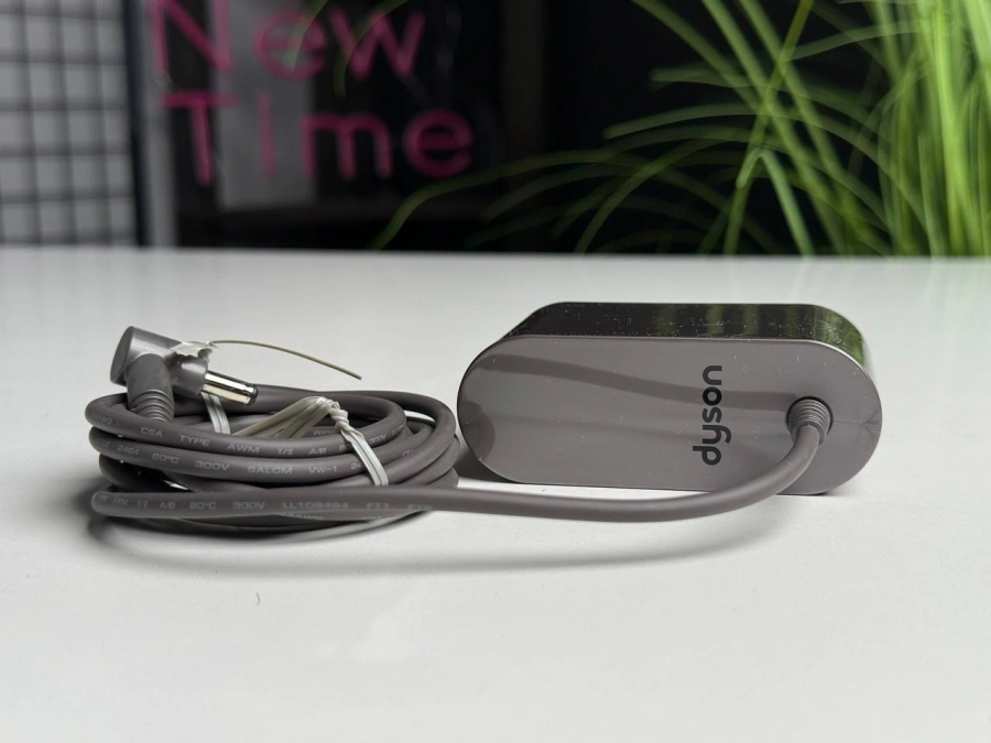 Зарядний пристрій V10, V11, V12, V15 (969350-03)