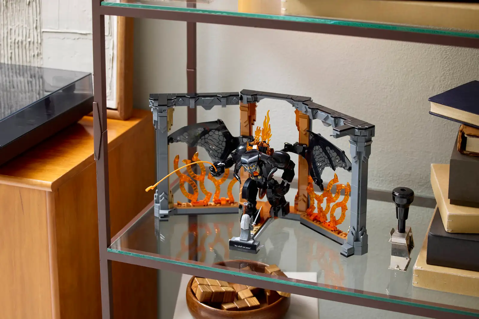 Блоковий конструктор LEGO Icons Володар перснів: Балроґ. Книжковий куточок (10367)