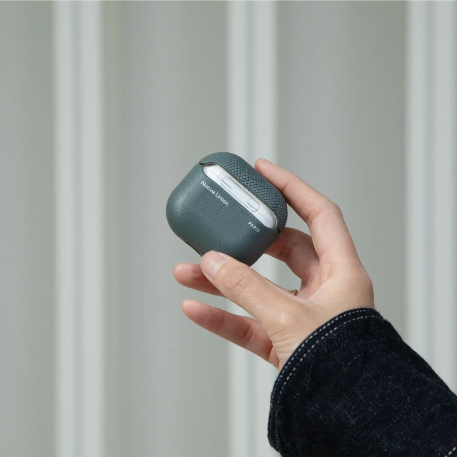 Чехол Native Union (RE) Classic Case for Airpods 4th Gen - Slate Green (AP4ANC-LTHR-GRN)