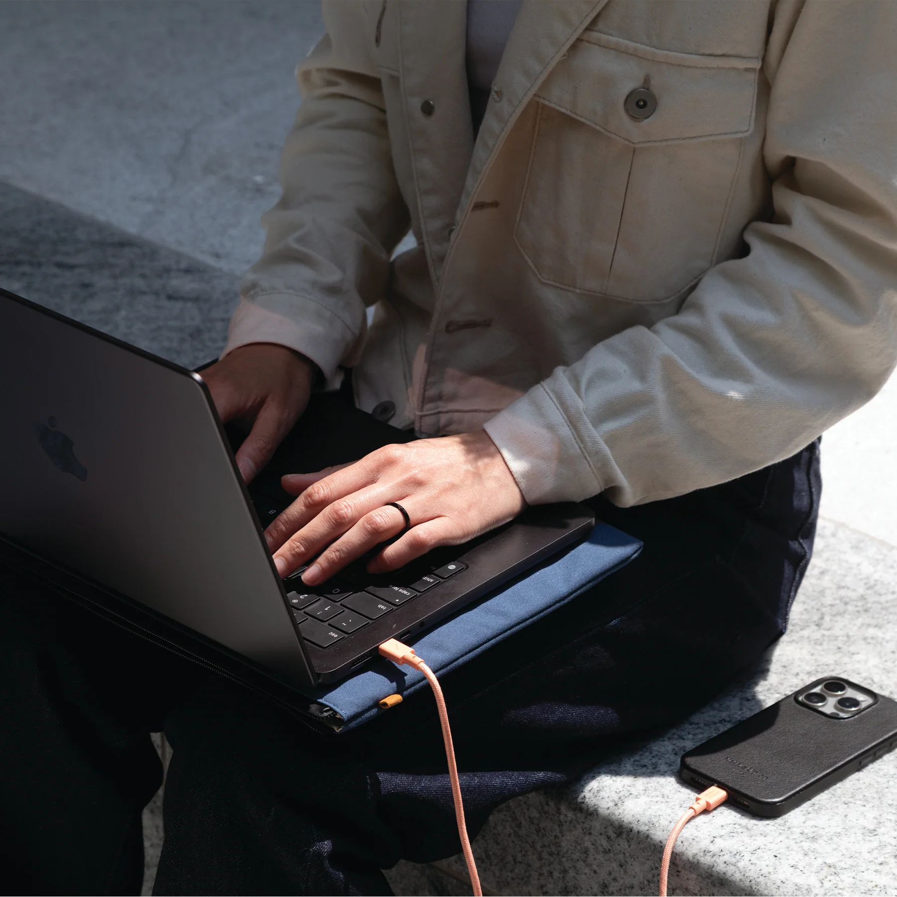 Чохол Native Union W.F.A Stow Lite 14" Sleeve Case Navy for MacBook Pro 14"/MacBook Air 13" M2 (STOW-LT-MBS-NAV-14)