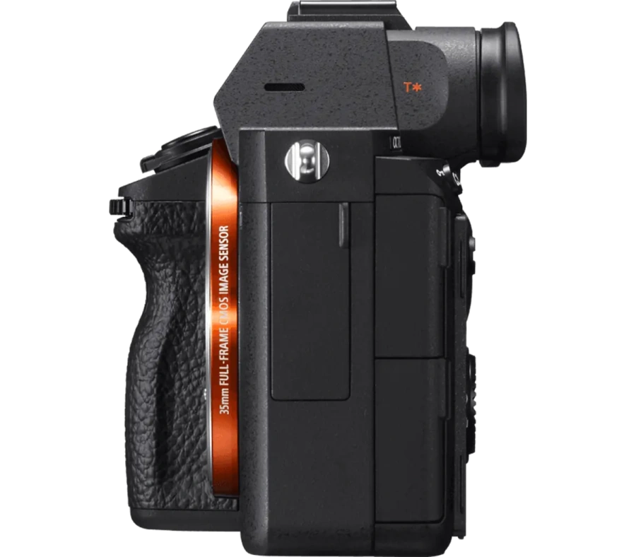 Фотоапарат Sony Alpha A7 III body (ILCE7M3B.CEC)