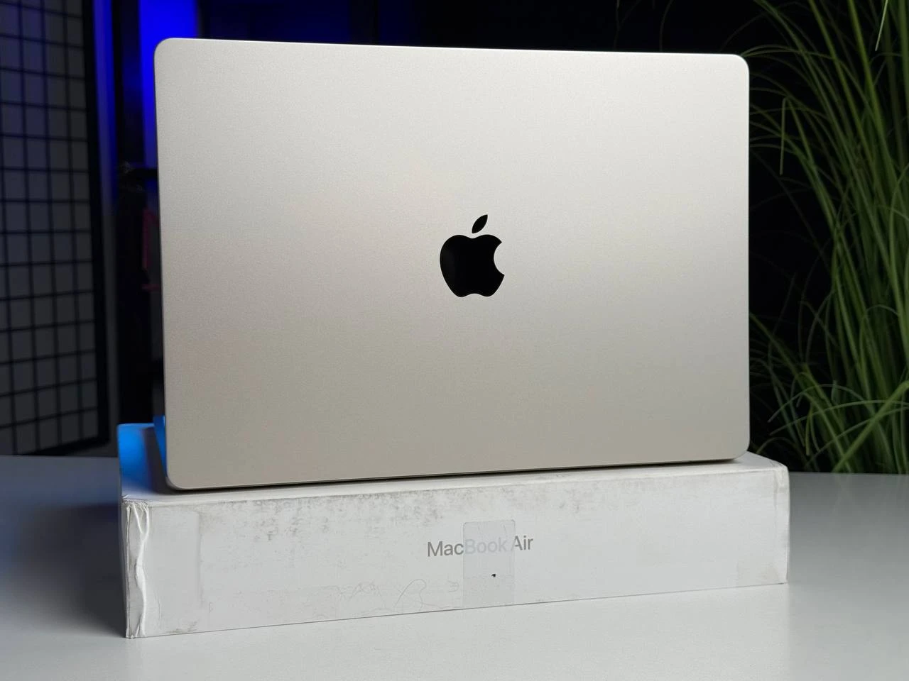OPEN BOX MacBook Air 15" 2025 M4/10CPU/10GPU/16GB/512GB Starlight (MW1K3) Состояние: хорошее | Аккумулятор: 100% | Комплектация: полный | Гарантия: 3 мес.