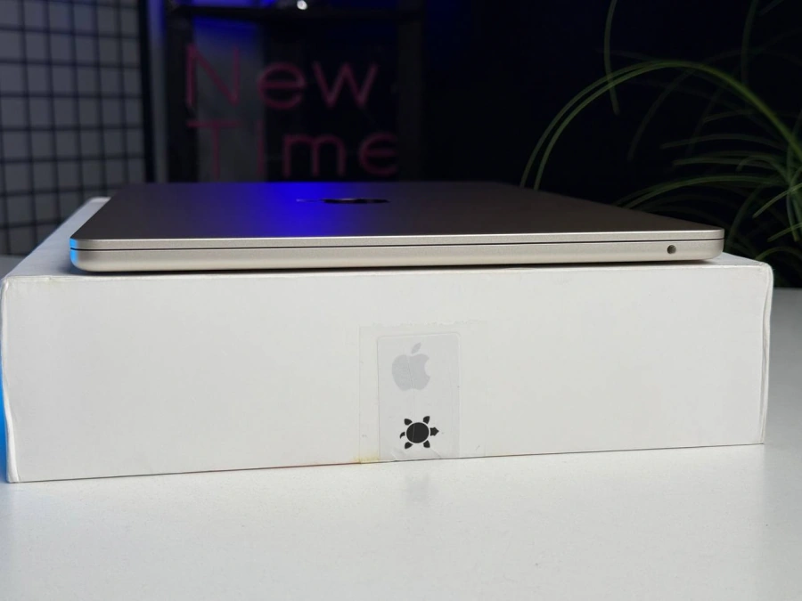 OPEN BOX MacBook Air 15" 2025 M4/10CPU/10GPU/16GB/512GB Starlight (MW1K3) - Стан: гарний | Акумулятор: 100% | Комплектація: повний | Гарантія: 3 міс.