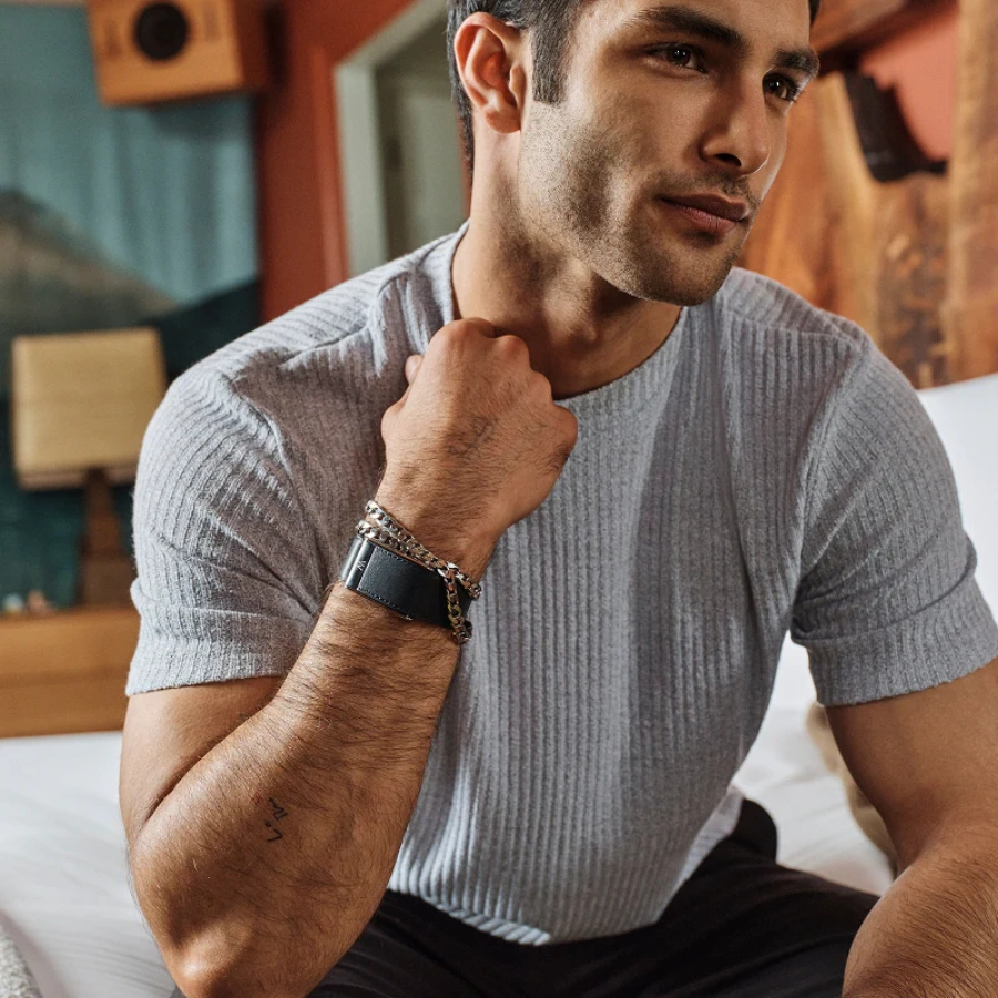 Ремінець WHOOP LeatherLuxe Straight Band | Black/Cream with Titanium - Size S/M для WHOOP MG (810114362204)