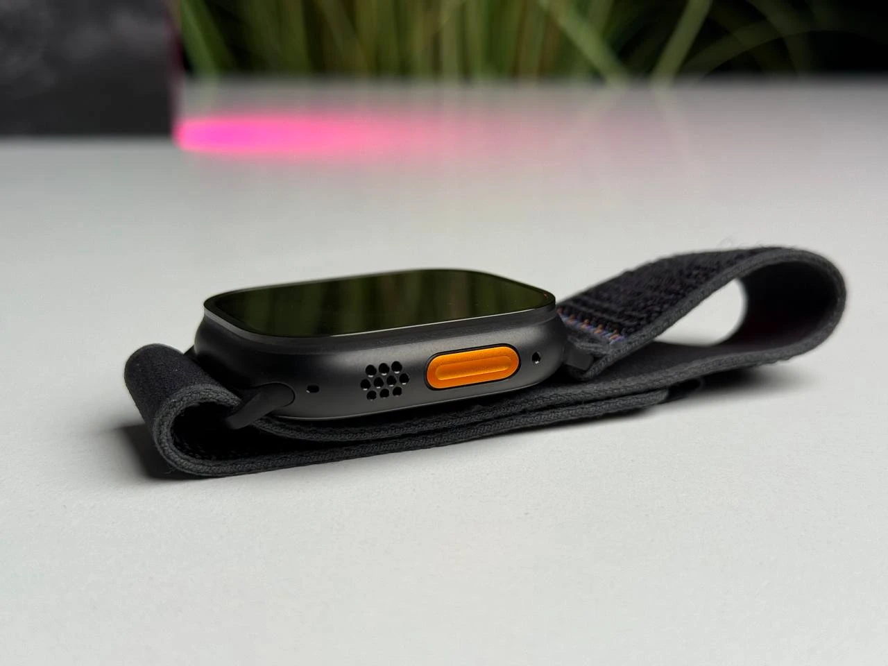 ВІТРИННІ Apple Watch Ultra 2 2024 GPS + Cellular 49mm Black Titanium Case with Black Trail Loop - M/L (MX4V3) | Стан: гарний | Акумулятор: 100% | Гарантія: 1 місяць | Комплект: повний