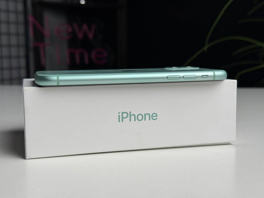 ВЖИВАНИЙ Apple iPhone 11 128GB Green (MWLK2) | Стан: гарний (ледь помітний засвіт) | Акумулятор: 100% | Гарантія: 1 місяць | Комплект: повний