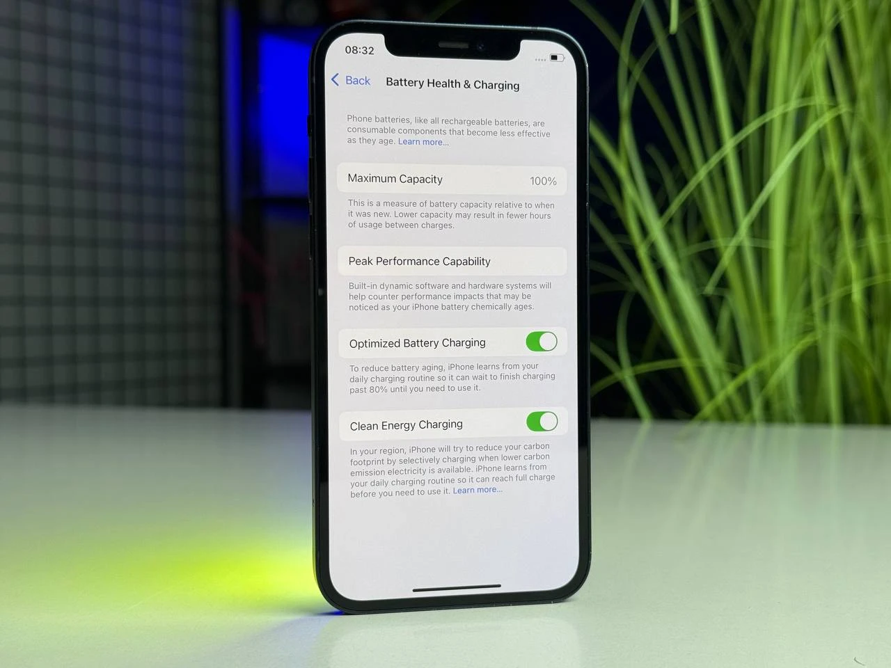 Б/У Apple iPhone 12 128GB Black (MGHC3, MGJA3) | Состояние: удовлетворительное | Аккумулятор: 100% | Гарантия: 1 месяц | Комплект: iPhone, кабель