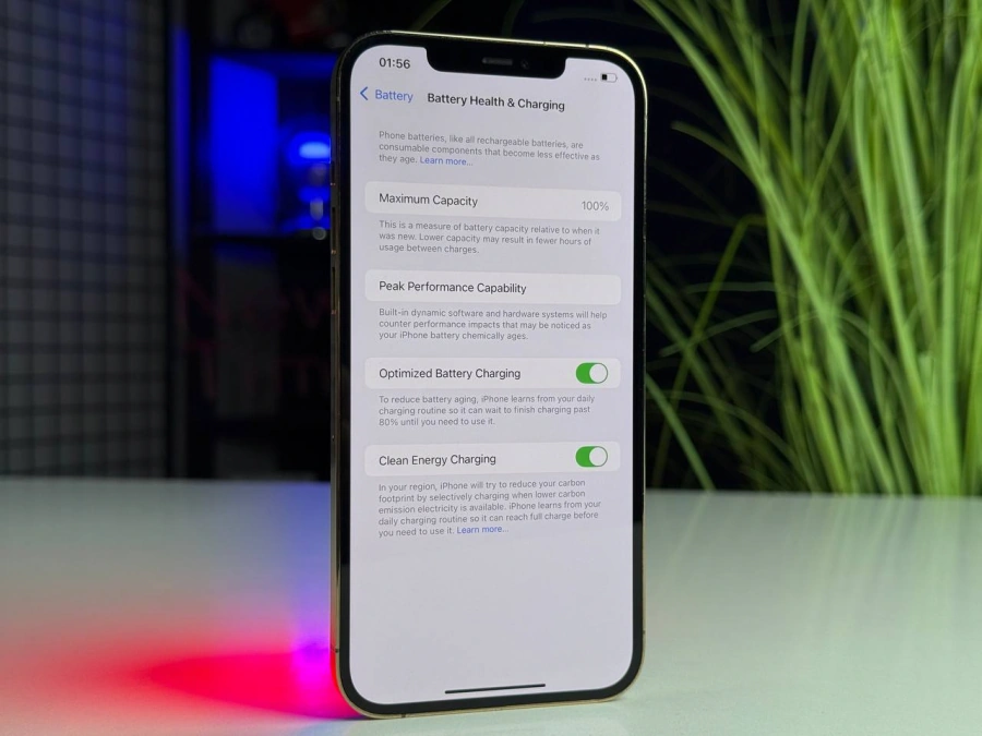 Б/У Apple iPhone 12 Pro Max Dual Sim 256GB Gold (MGC63) | Состояние: хорошее (мелкие царапины на экране) | Аккумулятор: 100% | Гарантия: 1 месяц | Комплект: iPhone, кабель