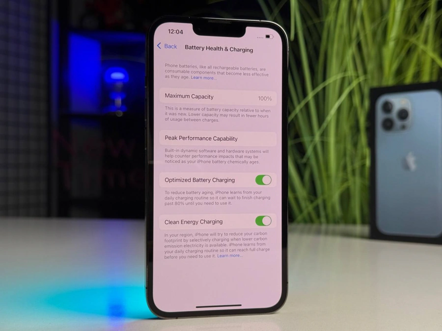 ВЖИВАНИЙ Apple iPhone 13 Pro 256GB Graphite (MLTW3, MLVE3) | Стан: гарний | Акумулятор: 100% | Гарантія: 1 місяць | Комплект: iPhone, кабель