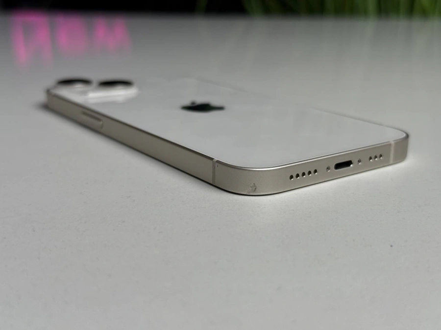 ВЖИВАНИЙ Apple iPhone 14 256GB Starlight (MPW43) | Стан: задовільний | Акумулятор: 100% | Гарантія: 1 місяць | Комплект: кабель