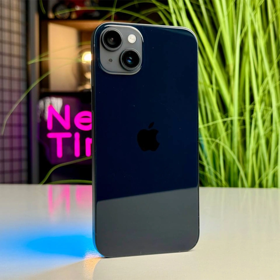 ВЖИВАНИЙ Apple iPhone 14 Plus 256GB Midnight (MQ533) | Стан: задовільний, мілкі сліди використання | Акумулятор: 87% | Гарантія: 1 місяць | Комплект: кабель