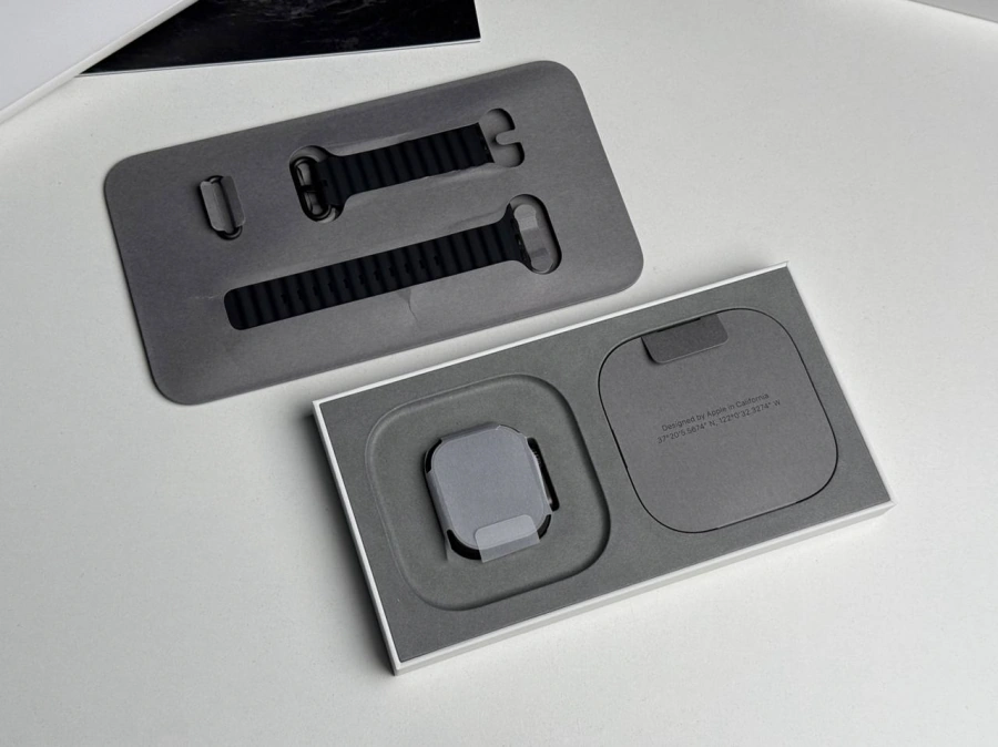 OPEN BOX Apple Watch Ultra 2 2024 GPS + Cellular 49mm Black Titanium Case with Black Ocean Band (MX4P3) | Стан: нові, не активовані | Акумулятор: 100% | Гарантія: 12 місяців | Комплект: повний