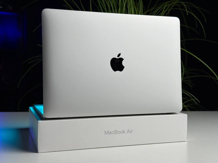 ВЖИВАНИЙ MacBook Air 13 Silver 2019 (MVFL2) | Стан: задовільний (виконана чистка, заміна пасти) | Акумулятор: 100% (0 циклів) | Гарантія: 1 місяць | Комплектація: повний