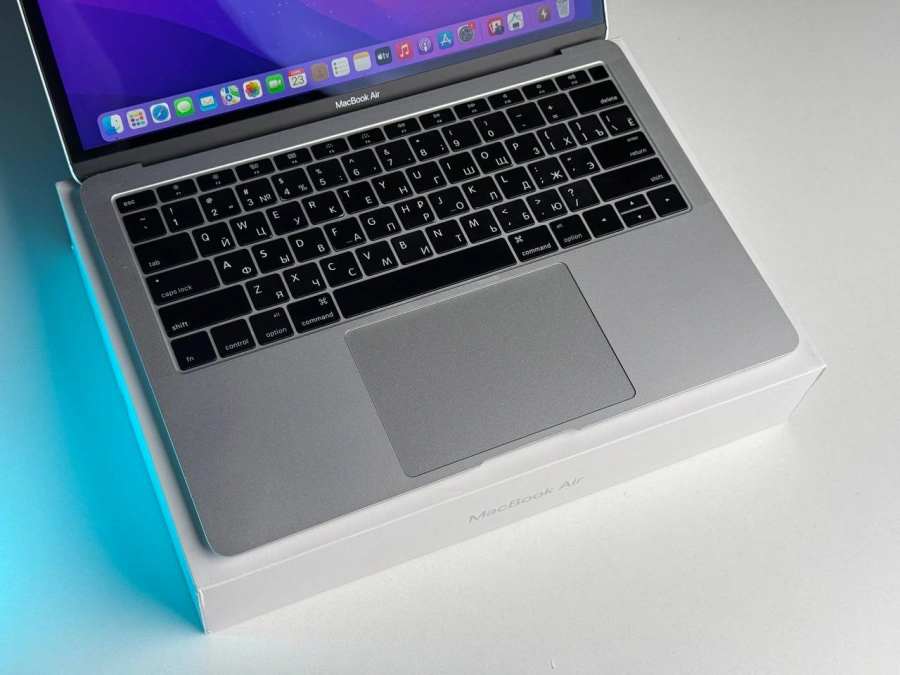 ВЖИВАНИЙ MacBook Air 13 Silver 2019 (MVFL2) | Стан: задовільний (виконана чистка, заміна пасти) | Акумулятор: 100% (0 циклів) | Гарантія: 1 місяць | Комплектація: повний
