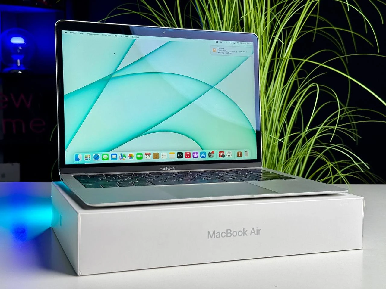 Б/У MacBook Air 13 Silver 2019 (MVFL2) | : удовлетворительное (выполнена чистка, замена пасты) | Аккумулятор: 100% (0 циклов) | Гарантия: 1 месяц | Комплектация: полный