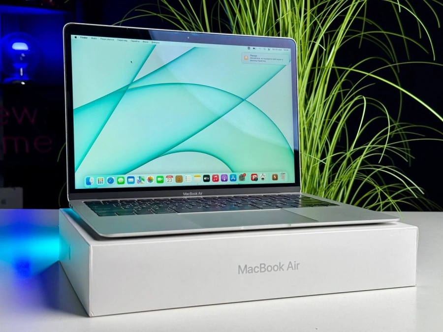 ВЖИВАНИЙ MacBook Air 13 Silver 2019 (MVFL2) | Стан: задовільний (виконана чистка, заміна пасти) | Акумулятор: 100% (0 циклів) | Гарантія: 1 місяць | Комплектація: повний