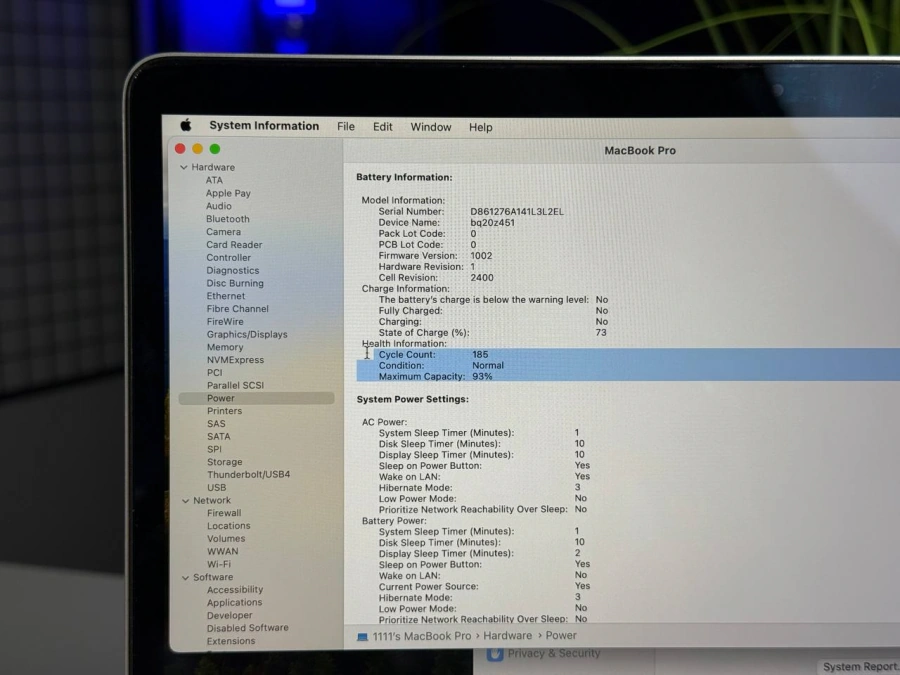 ВЖИВАНИЙ MacBook Pro 13 Silver (MYDA2) 2020 M1/8GB/256SSD | Стан: гарний (мілкі сліди використання) | Акумулятор: 93% | Гарантія: 3 місяці | Комплект: повний