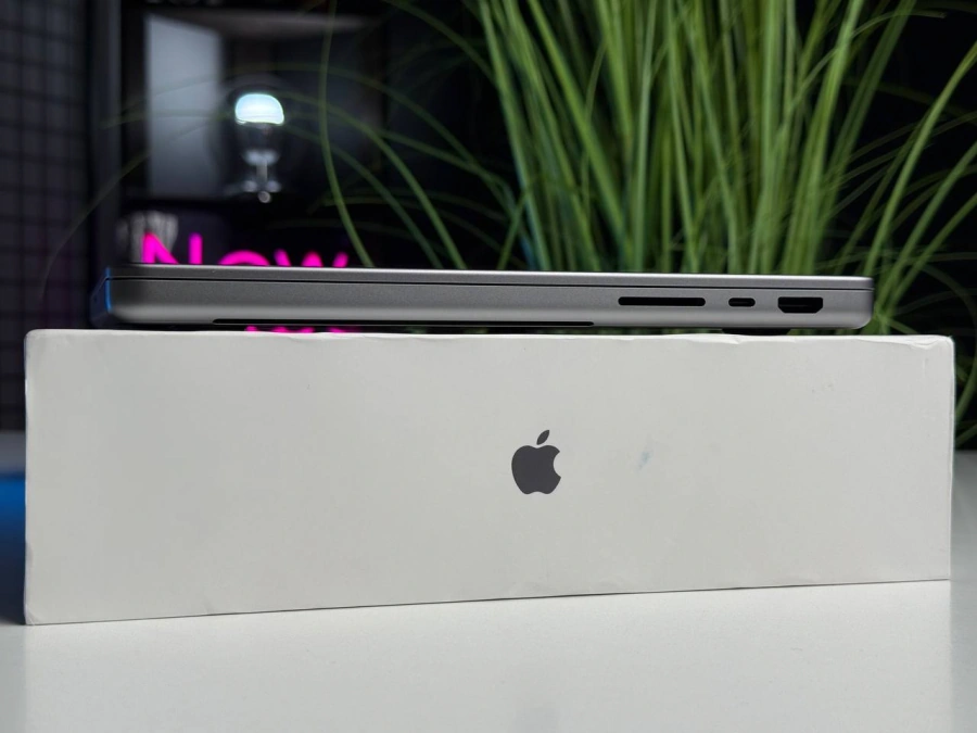 ВЖИВАНИЙ MacBook Pro 14" Space Gray (MKGP3) 2021 | Стан: гарний | Акумулятор: 89% | Гарантія: 1 місяць | Комплект: повний