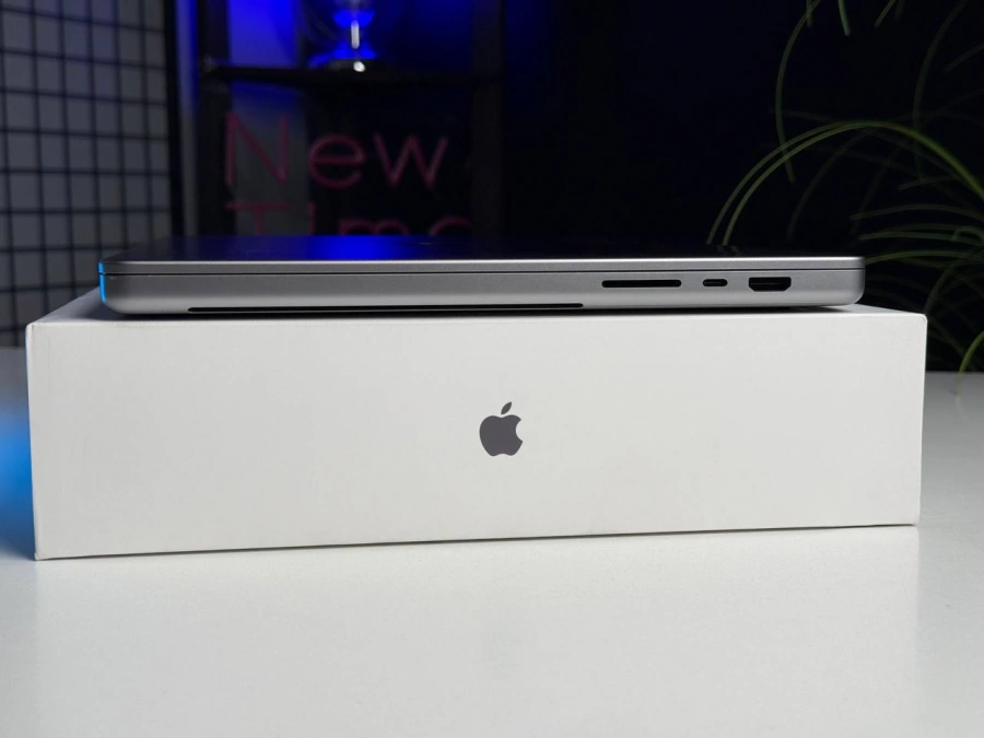 ВЖИВАНИЙ MacBook Pro 16" Space Gray (MK183) 2021 | Стан: гарний | Акумулятор: 83% | Гарантія: 3 місяці | Комплект: повний