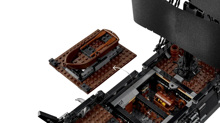 Блоковий конструктор LEGO Icons Піратський корабель капітана Джека Горобця (10365)