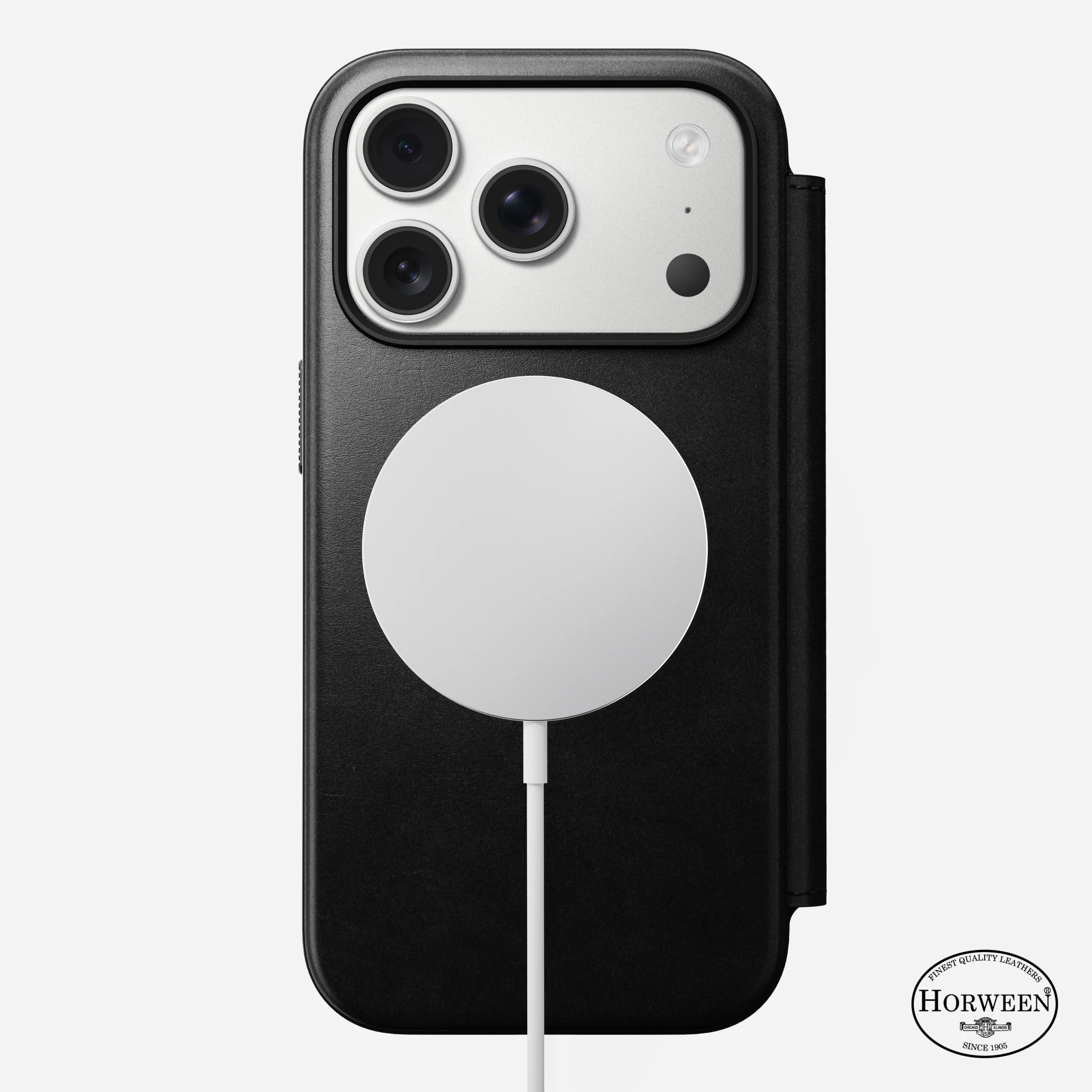 Чехол-книжка Nomad Modern Horween Leather Folio Case for iPhone 17 Pro - Black (NM014162858)