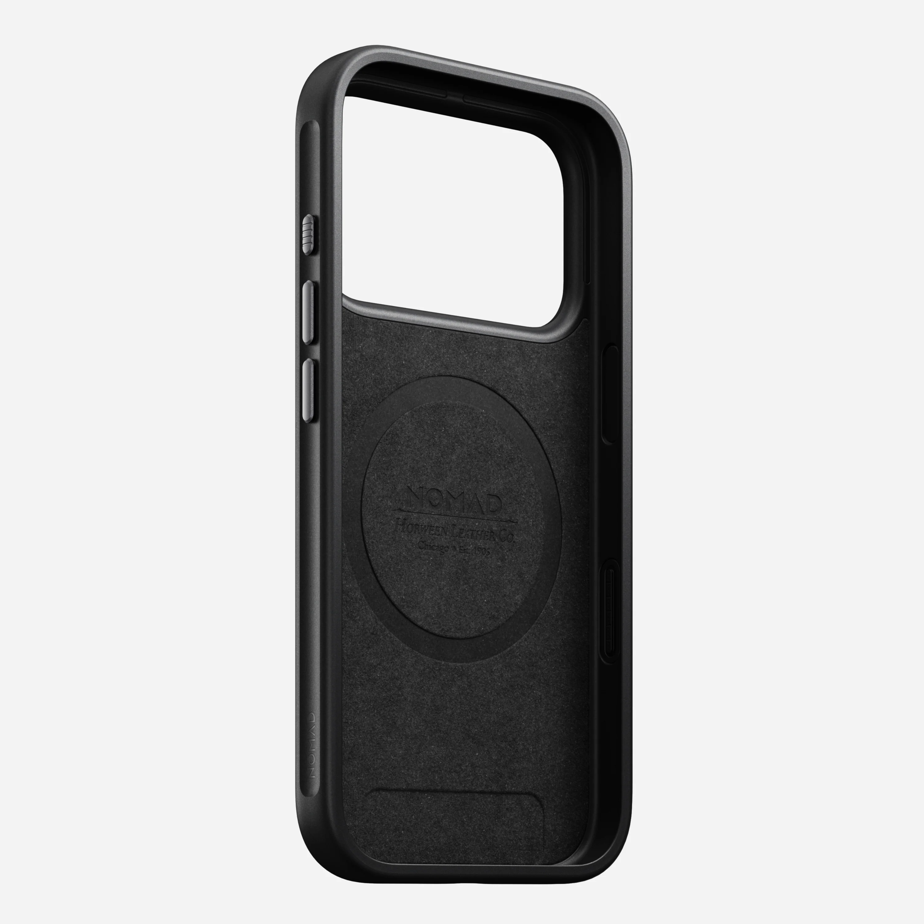 Чехол Nomad Modern Horween Leather Case for iPhone 17 Pro Max - Limited Edition: Olde Dublin (NM014223858)