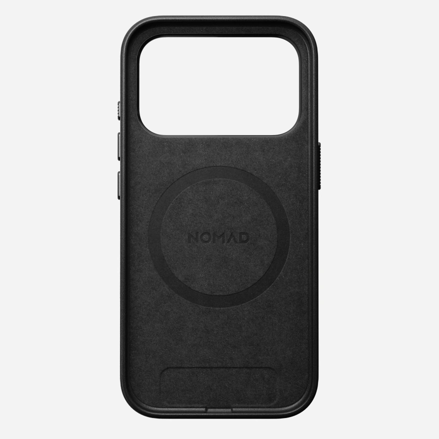 Чехол Nomad Traditional Leather Case for iPhone 17 Pro - Black (NM011956858)
