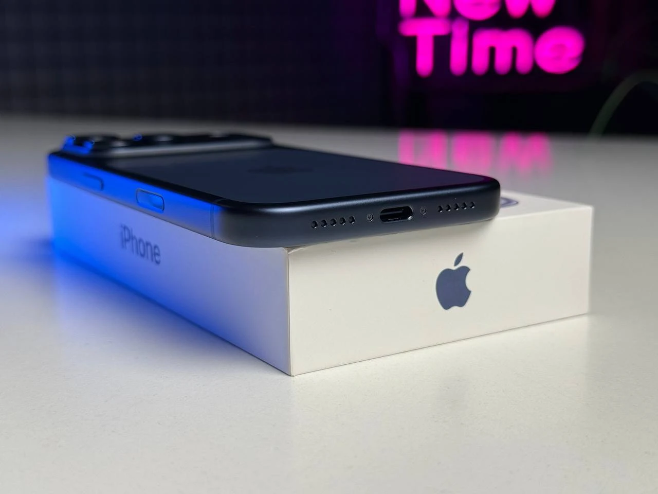 OPEN BOX Apple iPhone 17 Pro 256GB Deep Blue (MG8J4) - Стан: новий | Акумулятор: 100% | Комплектація: повний | Гарантія: 12 міс.