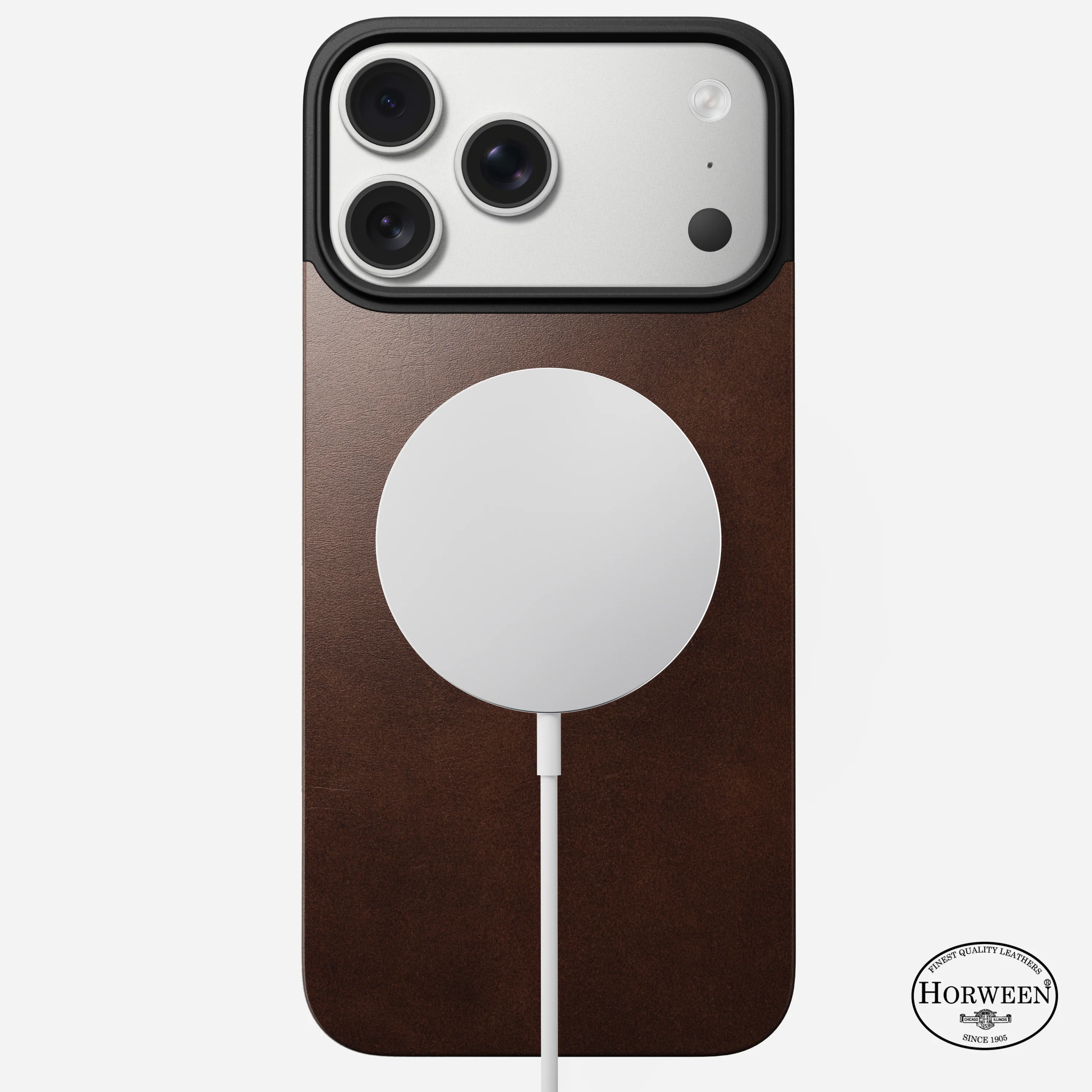 Кожаная магнитная накладка Nomad Magnetic Horween Leather Back Case для iPhone 17 Pro Max - Rustic Brown (NM014384858)