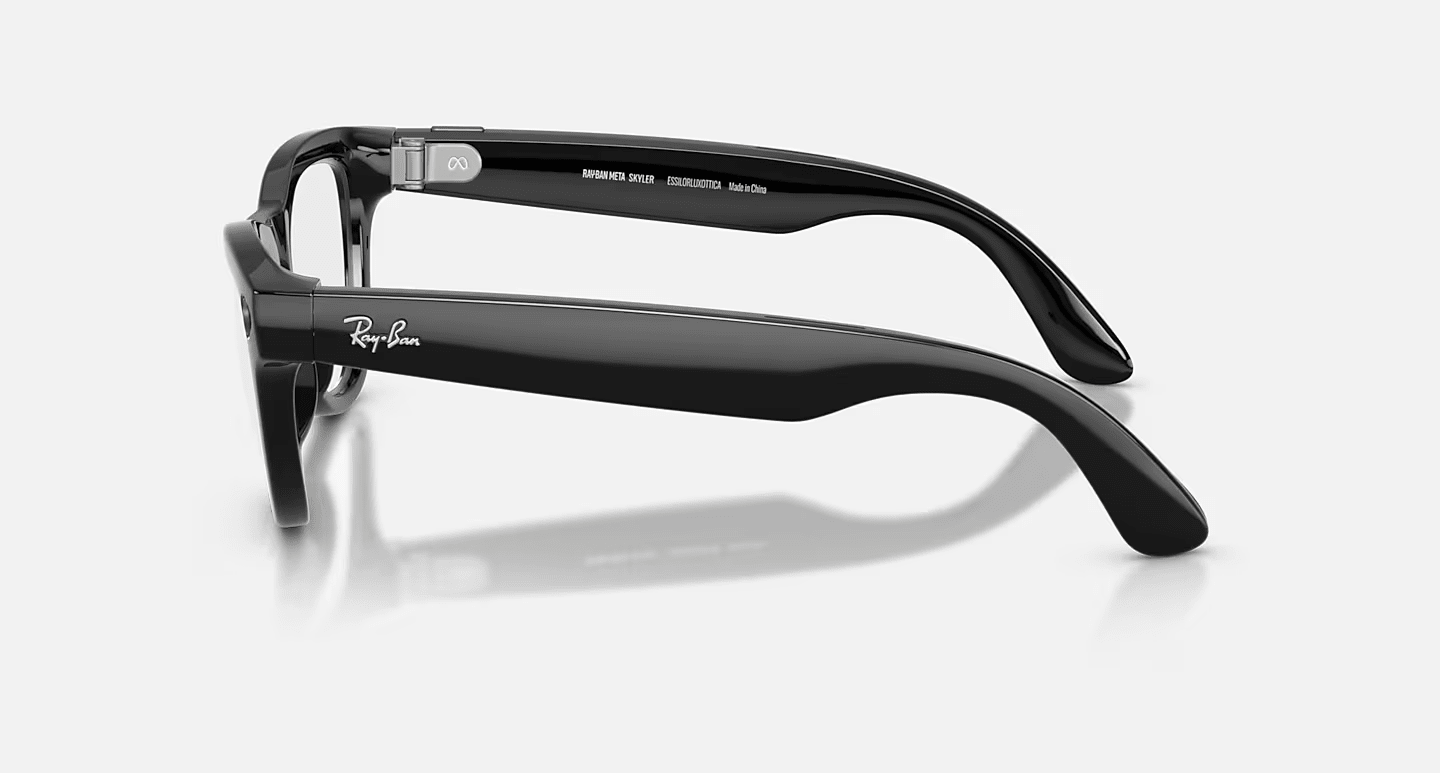 Смарт-очки Ray-Ban | Meta Skyler [Gen 2] Standard Shiny Black Frame / Clear to Amethyst Transitions Lenses (RW4014 601/CH 52-20)