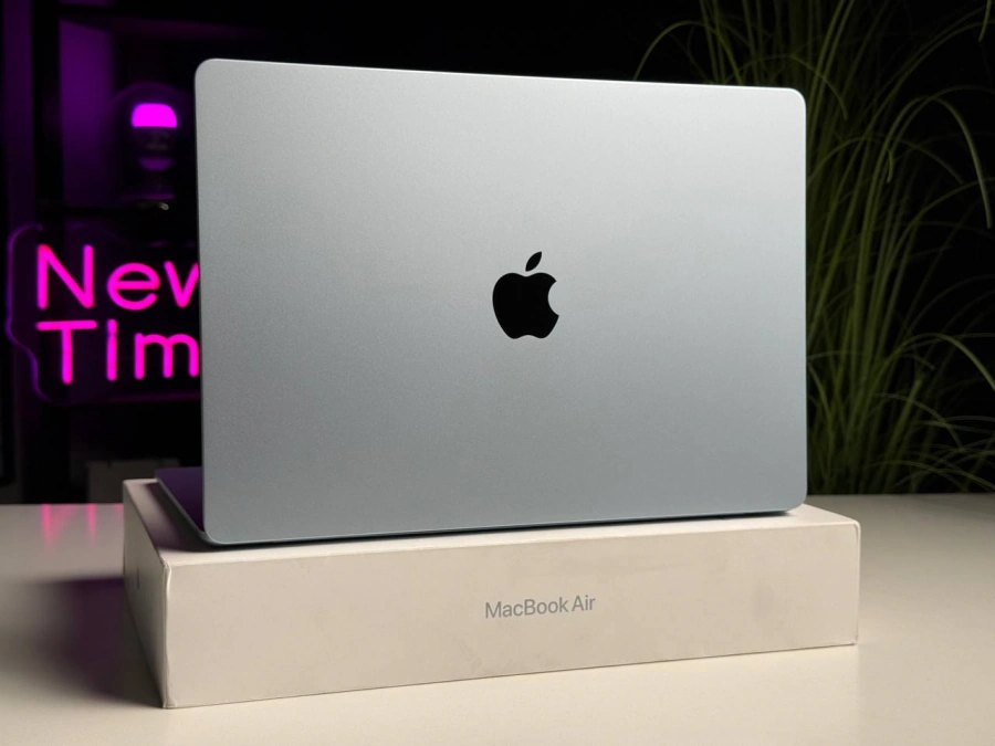 УЦЕНКА MacBook Air 15" 2025 M4/10CPU/10GPU/16GB/512GB Sky Blue (MC7C4) - Состояние: новое, не активированное (дефект на рамке дисплея) | Аккумулятор: 100% | Комплектация: полный | Гарантия: 6 мес.