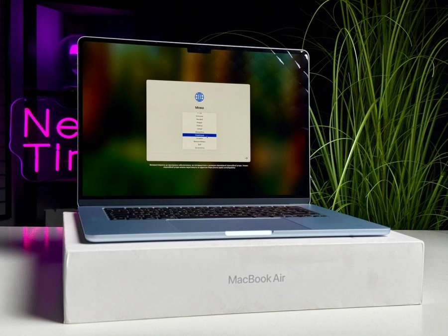 УЦЕНКА MacBook Air 15" 2025 M4/10CPU/10GPU/16GB/512GB Sky Blue (MC7C4) - Состояние: новое, не активированное (дефект на рамке дисплея) | Аккумулятор: 100% | Комплектация: полный | Гарантия: 6 мес.