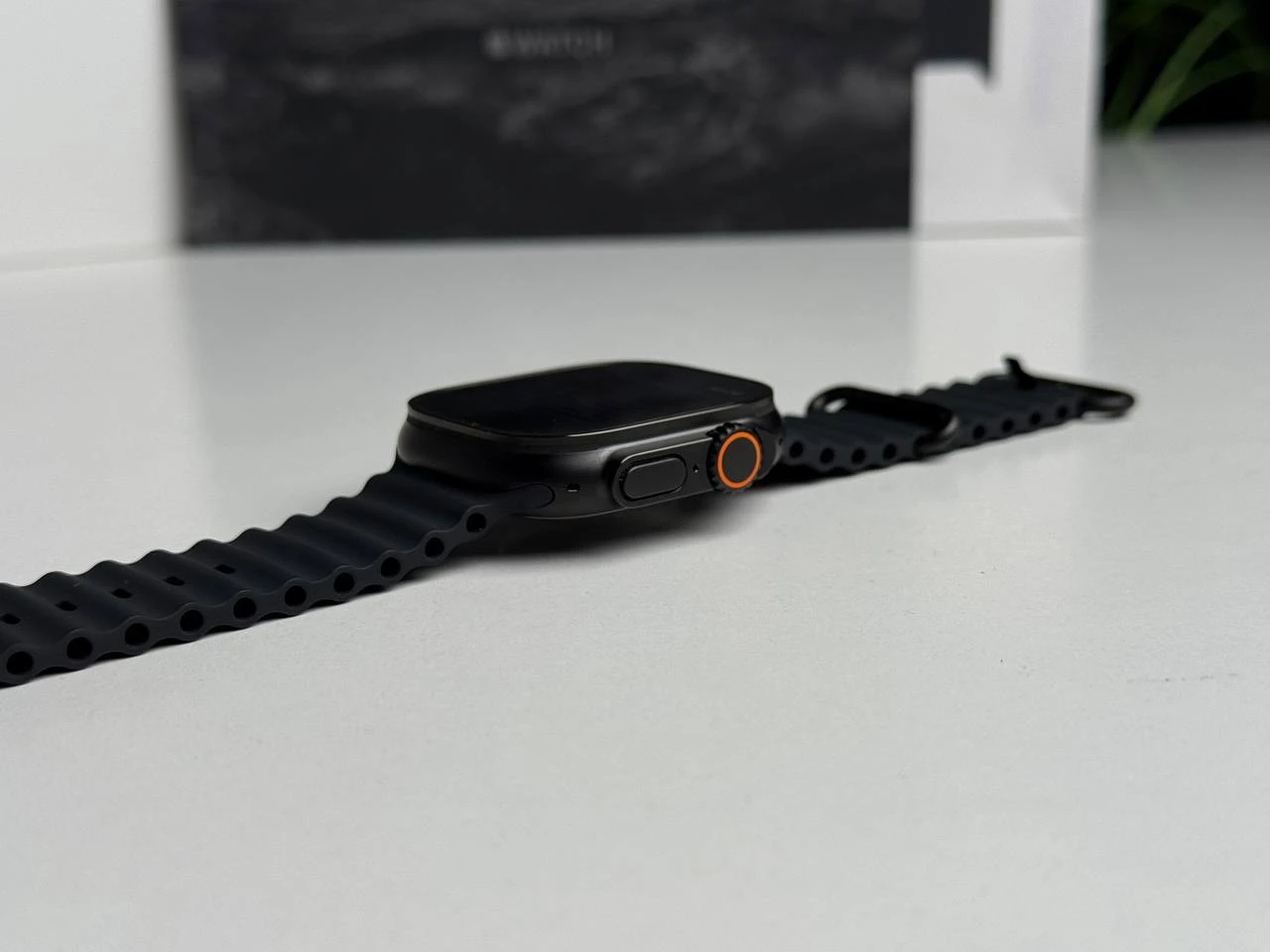 ВИТРИННЫЕ Apple Watch Ultra 2 2024 GPS + Cellular 49mm Black Titanium Case with Black Ocean Band (MX4P3) - Состояние: идеальное | Аккумулятор: 100% | Комплектация: полный | Гарантия: 3 мес.