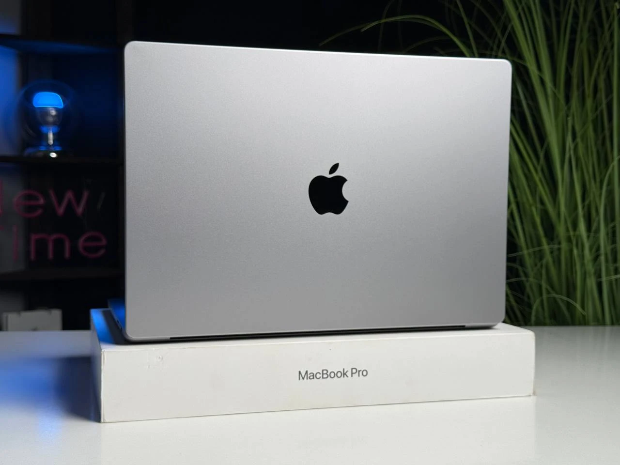 Б/У MacBook Pro 16" Silver M1 Pro/16GB/512GB (MK1E3) 2021 | Состояние: хорошее | Аккумулятор: 87% | Гарантия: 3 месяца | Комплект: полный