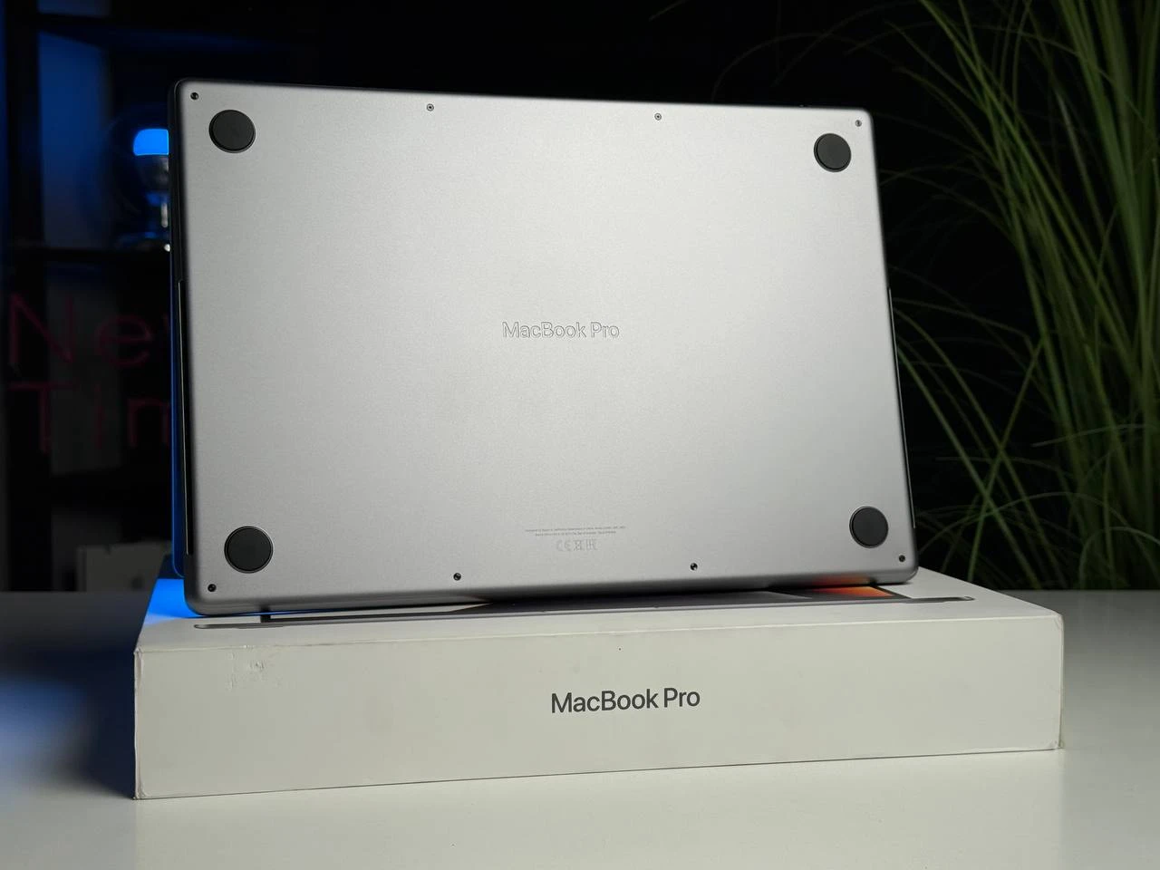 Б/У MacBook Pro 16" Silver M1 Pro/16GB/512GB (MK1E3) 2021 | Состояние: хорошее | Аккумулятор: 87% | Гарантия: 3 месяца | Комплект: полный