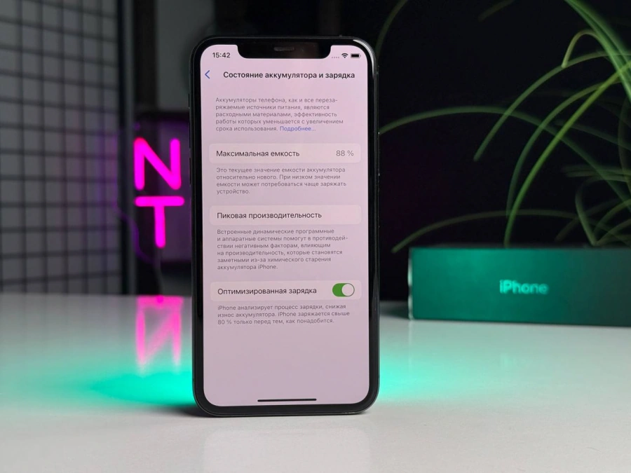 ВЖИВАНИЙ Apple iPhone 11 Pro 256GB Midnight Green (MWCQ2) | Стан: гарний | Акумулятор: 88% | Гарантія: 1 місяць | Комплект: повний