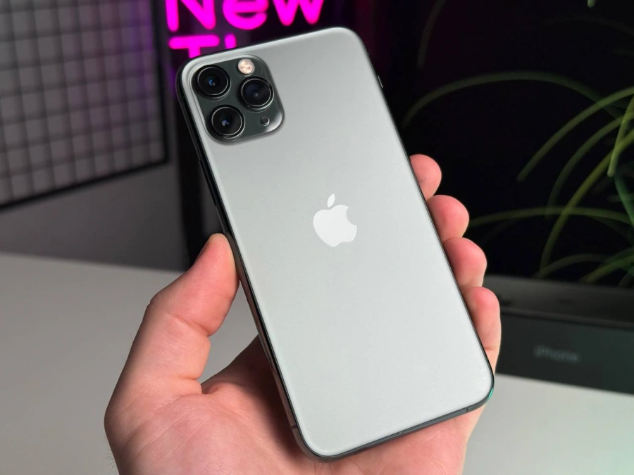 ВЖИВАНИЙ Apple iPhone 11 Pro 256GB Midnight Green (MWCQ2) | Стан: гарний | Акумулятор: 88% | Гарантія: 1 місяць | Комплект: повний