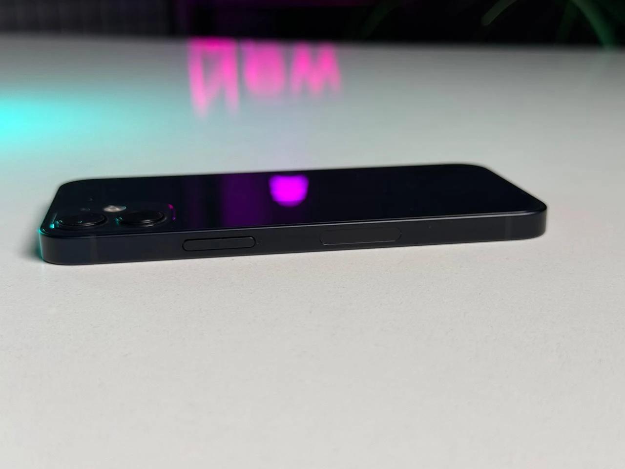 ВЖИВАНИЙ Apple iPhone 12 Mini 128GB Black (MG8L3, MGE33) - Стан: ідеальний | Акумулятор: 100% | Комплектація: кабель, телефон | Гарантія: 3 міс.