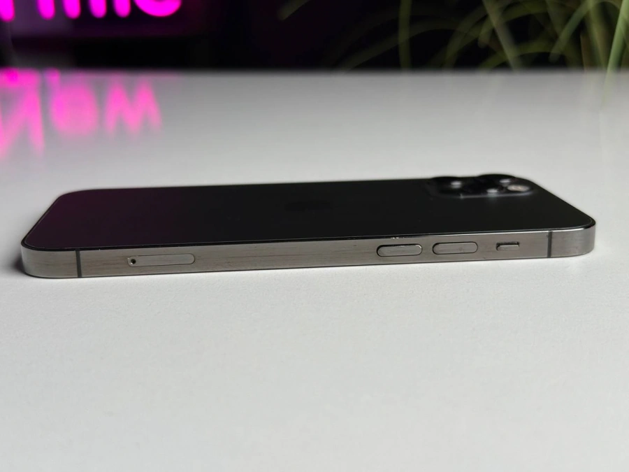 ВЖИВАНИЙ Apple iPhone 12 Pro 128GB Graphite (MGLN3) | Стан: гарний (мілкі подряпини) | Акумулятор: 100% | Гарантія: 1 місяць | Комплект: кабель