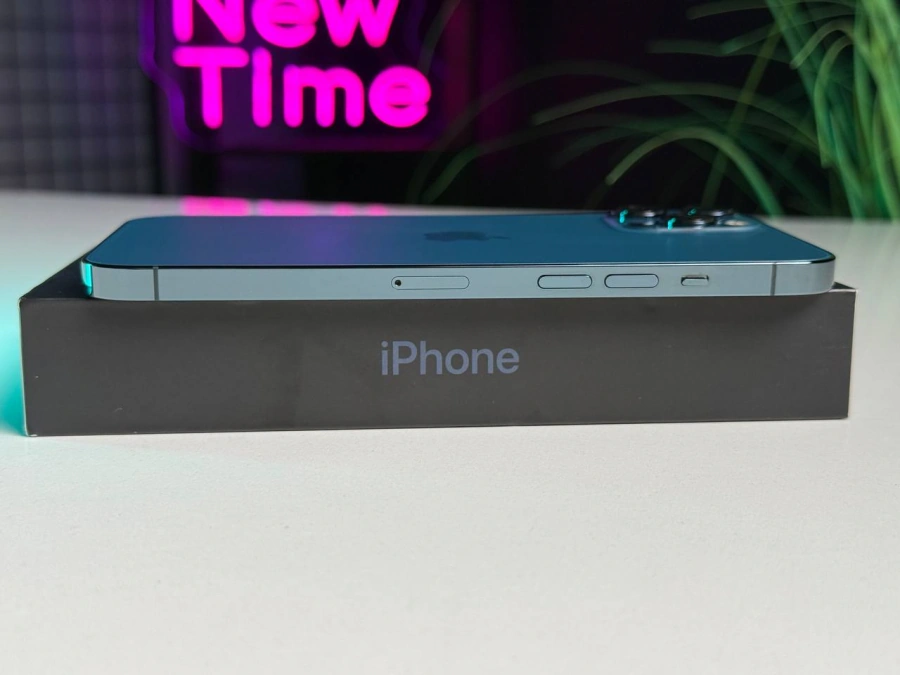 ВЖИВАНИЙ Apple iPhone 12 Pro Max 128GB Pacific Blue (MGCJ3, MGDA3) - Стан: гарний | Акумулятор: 100% | Комплектація: повний | Гарантія: 3 міс.