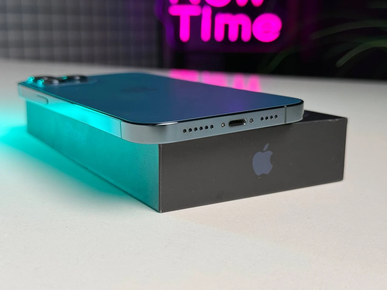 ВЖИВАНИЙ Apple iPhone 12 Pro Max 128GB Pacific Blue (MGCJ3, MGDA3) - Стан: гарний | Акумулятор: 100% | Комплектація: повний | Гарантія: 3 міс.